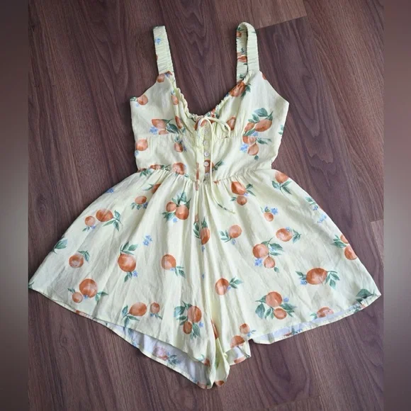Butter Yellow Romper Size XS Sadie & Sage Orange Blossom Fruit Cottagecore NWOT - Picture 11 of 16